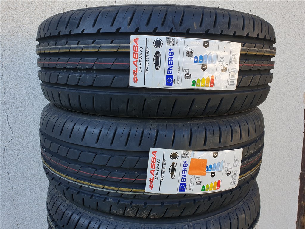  185/55 15 Lassa DriveWays 2. kép