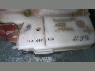 Volkswagen Golf III Jobb hátsó Ajtózár *128137* vw-1h4862154 4. kép