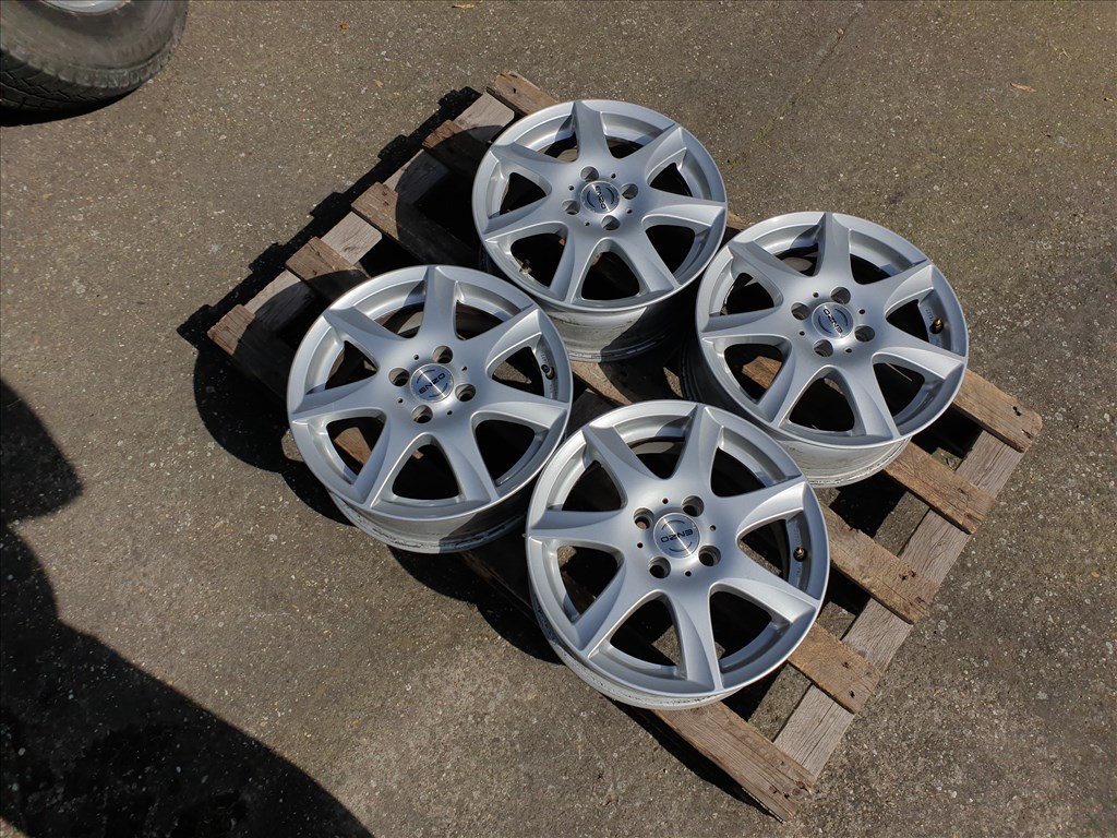 15" 4x100 Toyota Yaris + szenzor 1. kép