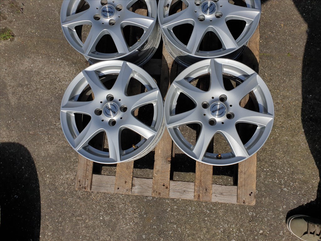 15" 4x100 Toyota Yaris + szenzor 2. kép