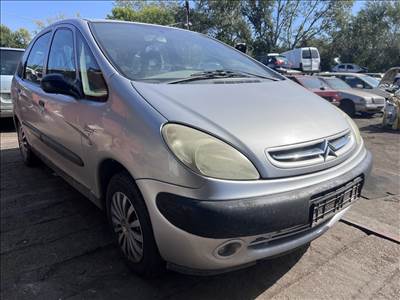 Citroën Xsara Picasso 1.6i bontott alkatrészei