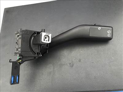 Volkswagen Golf V ablaktörlő kapcsoló  1k0953519