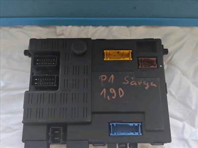 Peugeot Partner I PEUGEOT PARTNER Biztosítéktábla Utastér 9642409680