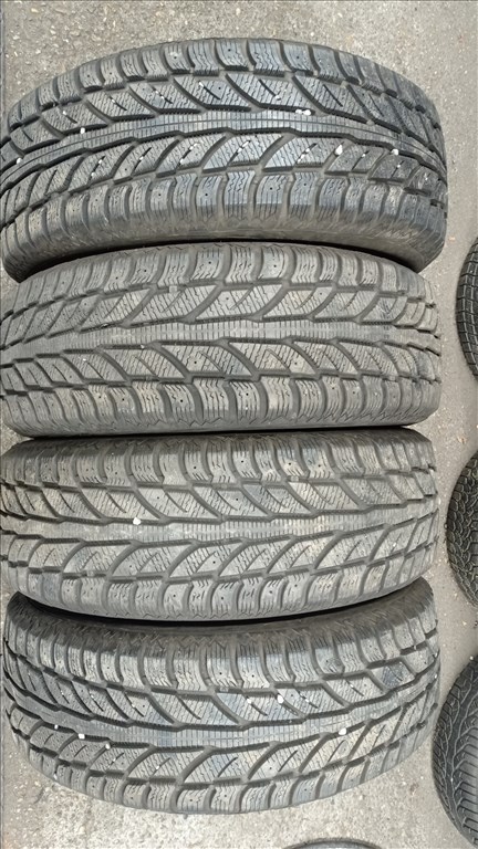  215/6517" használt Cooper téli gumi gumi 1. kép