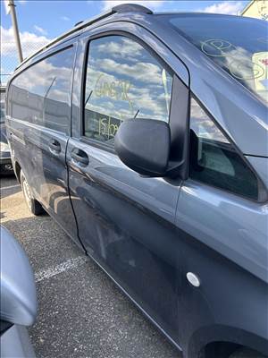 Mercedes Vito (3rd gen) W447 jobb első ajtó 