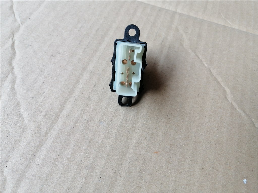 Ford Ranger Mk1 Jobb első Ablakemelő Kapcsoló  ewsfr025 3. kép