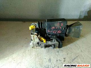 Renault Clio I Bal első Ajtózár *51308*