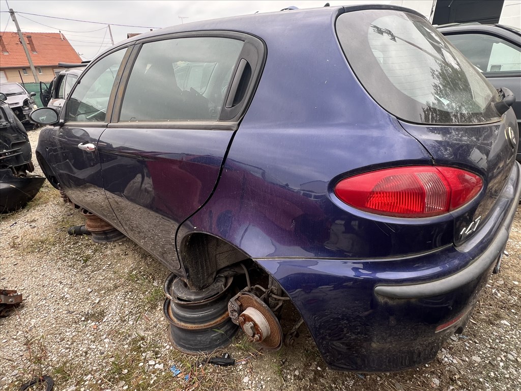 Alfa Romeo 147 alkatrészek eladó ’ 3. kép