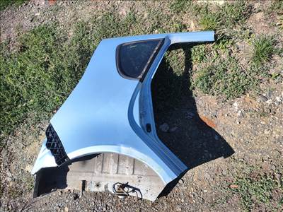 Mitsubishi Colt V jobb hátsó negyed 