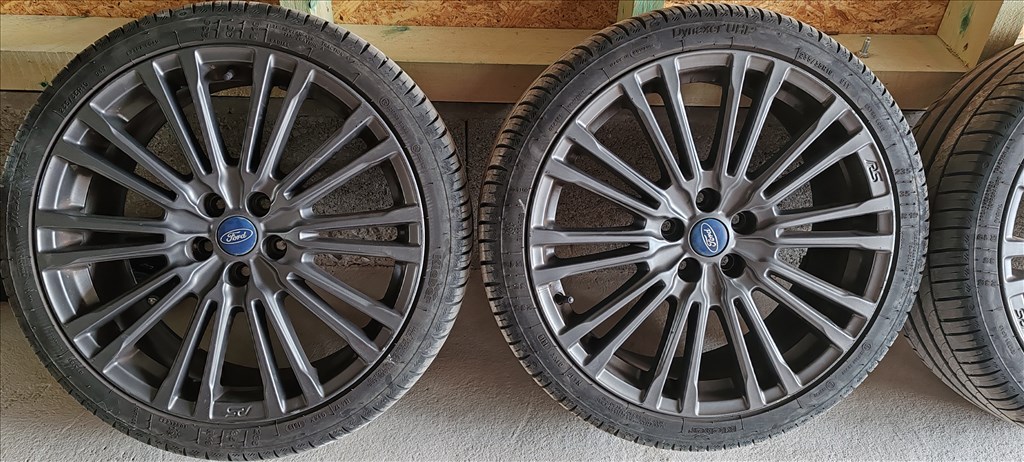  5x108 lyukosztású 19" használt (gyári felni) alufelni, rajta 235/35 újszerű Kleber nyári gumi gumi  3. kép