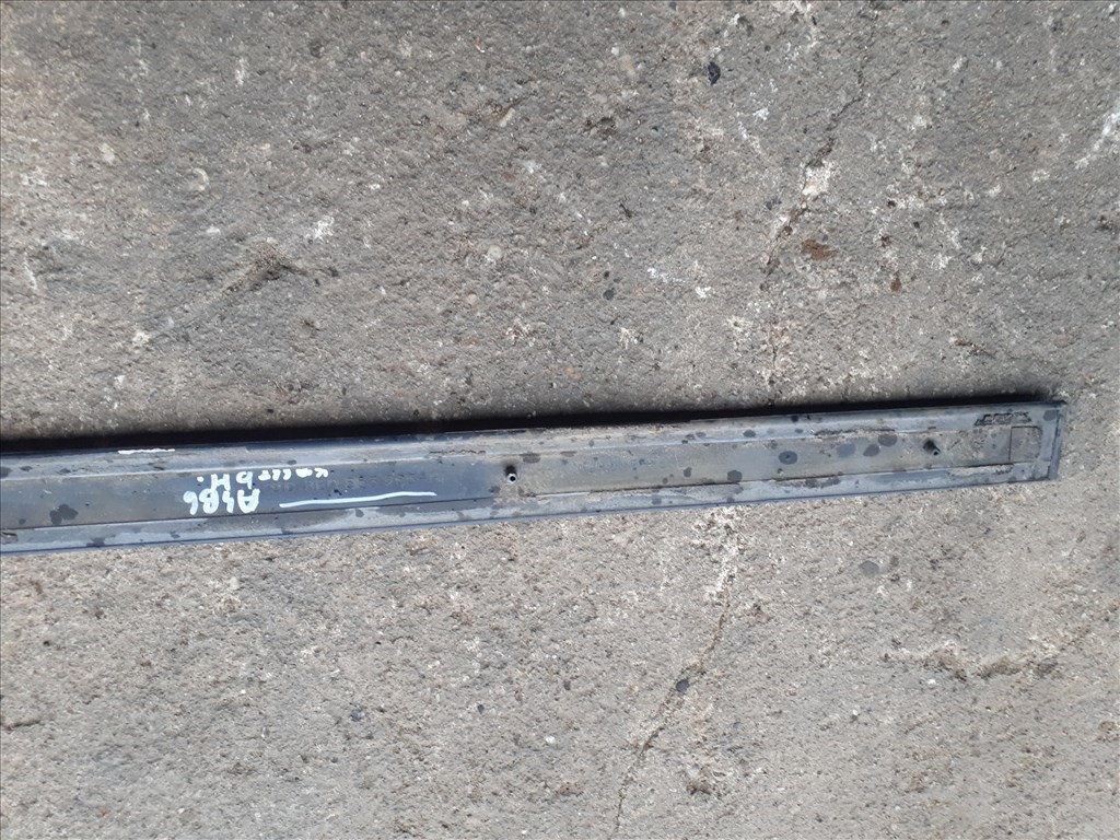 Audi A4 (B6) Sedan sötétkék bal hátsó ajtódíszléc  SZÍNKÓD NINCS 8e0853963 6. kép