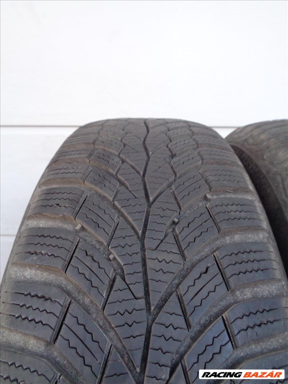 Continental 185/65R15 téli gumi pár erős 7mm-es mintával eladó.  2. kép