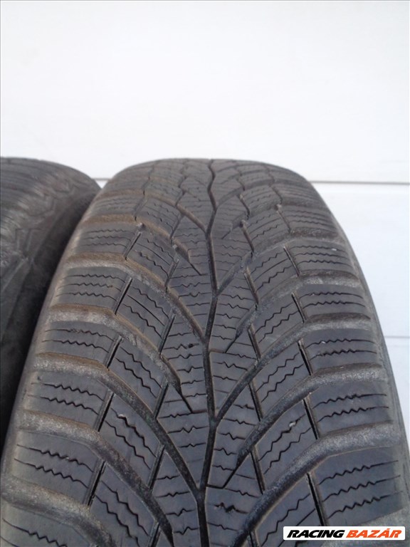 Continental 185/65R15 téli gumi pár erős 7mm-es mintával eladó.  3. kép