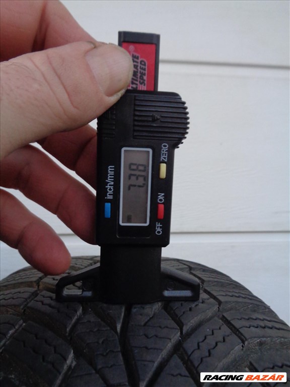 Continental 185/65R15 téli gumi pár erős 7mm-es mintával eladó.  5. kép