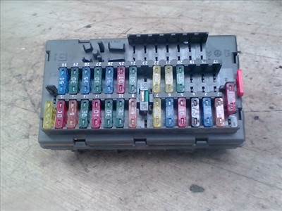 FIAT SCUDO 95-03 Biztosítéktábla BCM BSI BSM SAM GEM modul Utastér