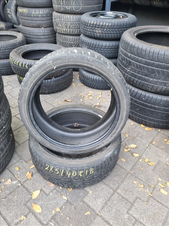  225/4018" újszerű Nokian WR D4 téli gumi 2db  2. kép