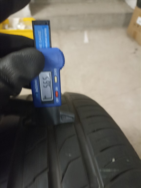  215/5517" használt Continental nyári gumi gumi 5. kép