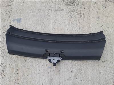 Bontásra: Volvo V40 csomagtérajtó alsó kárpit (zár körüli kárpit) yv1mv8431f2223368 31291048