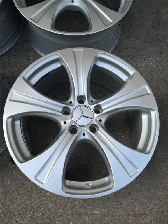 5x112 18 Gyári Merci alufelni 115000ft a 4db/254/ 3. kép