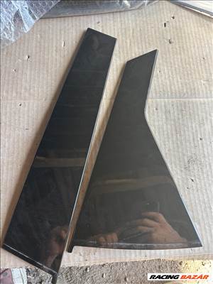 Hyundai Tucson (NX4) Jobb hátsó ajto díszlécek 83280-n7010 / 83260-n7010