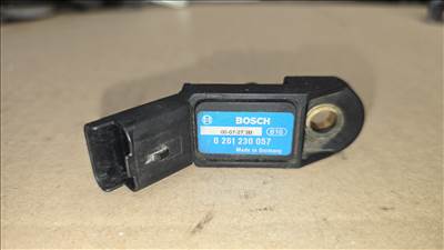 Opel Corsa C 1.0 szívócső nyomásérzékelő MAP szenzor 0261230057
