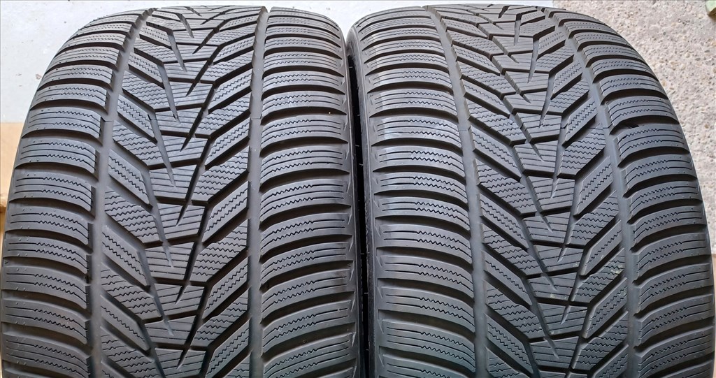 Hankook Winter Icept Evo3 295/30 R20 téli gumik 2db 6. kép