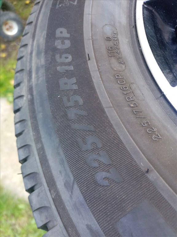  225/75 r16C  használt Michelin négyévszakos gumi (KISTEHER) 7. kép