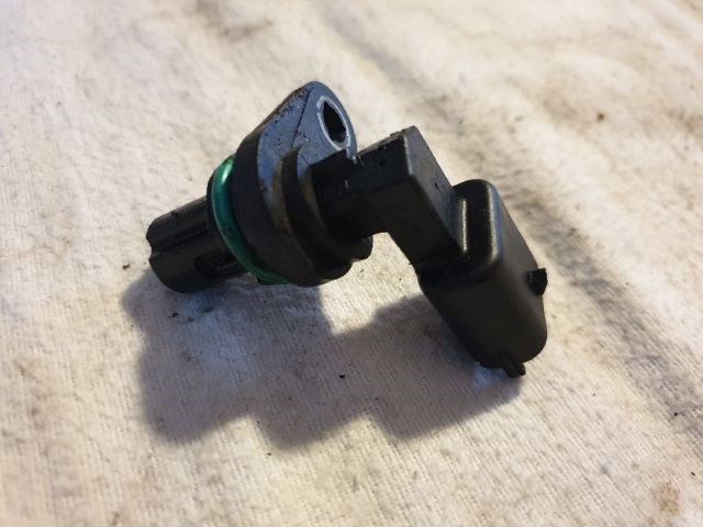 Opel Zafira B 1.6 Vezérműtengely fordulatszám jeladó Z16xer A16xer  55352609 2. kép