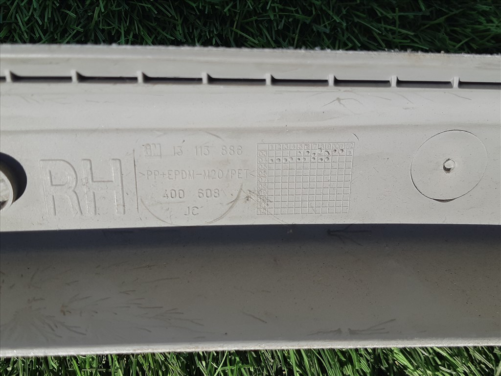 Bontásra: Opel Astra H Enjoy 1.6 benzin, jobb első A oszlop kárpit  13115888 w0l0ahl4858011047 3. kép