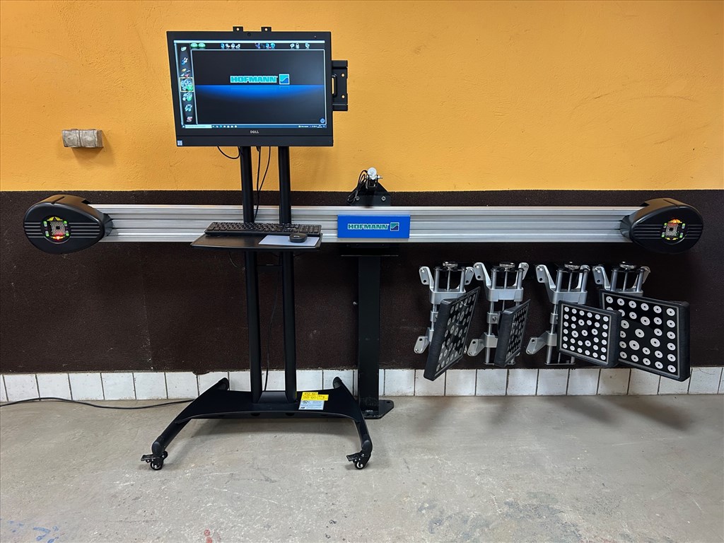 Mobil 3D Futóműállító eladó (csápos emelőn is működik!) 1. kép