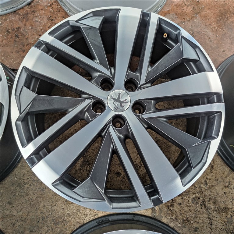 5x108 19 Gyári Peugeot polír alufelni 200000ft a 4db/8/ 1. kép