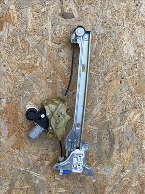 Toyota Corolla (E210) ablakemelő szerkezet 