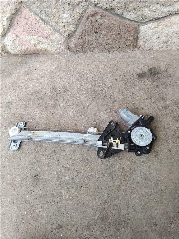 Honda CR-V III Jobb hátsó ablakemelő szerkezet motorral 1186 701221 1. kép