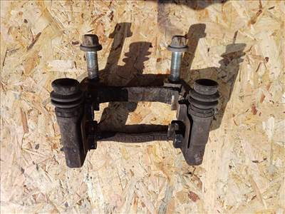 Opel Zafira B (2005-2014) Bal Hátsó Féknyereg Tartó 