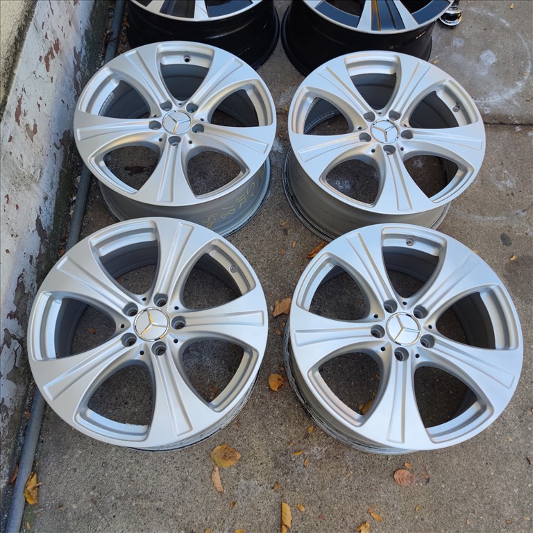 5x112 18 Gyári Merci alufelni 150000ft a 4db/333/ 5. kép