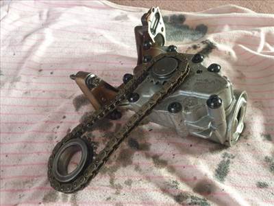 Opel Crossland X Olajszivattyú Olajpumpa 10xta. 1.2 turbo 9803092680