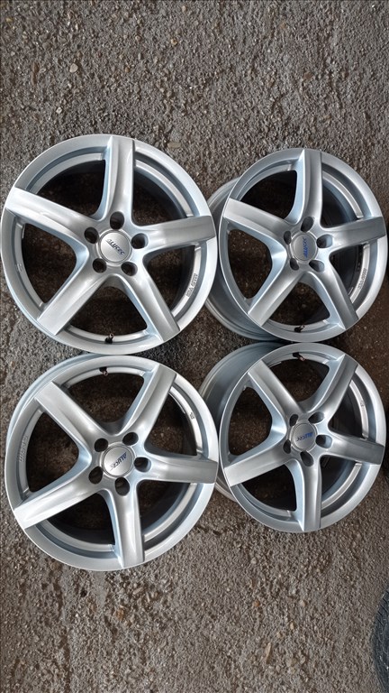  5x112 lyukosztású 7,5JJ 17" használt Alutec alufelni 1. kép