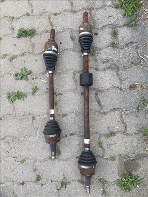 Fiat 500L 1.4 benzin féltengely jobbos balos 