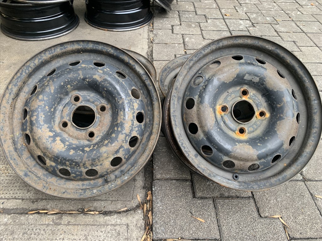  4x100 lyukosztású 5,5JJ 14" használt (gyári felni) lemezfelni 1. kép