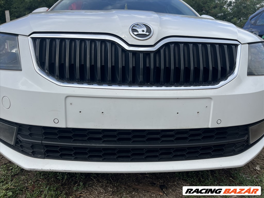Skoda Octavia III bontott alkatrészei 2. kép