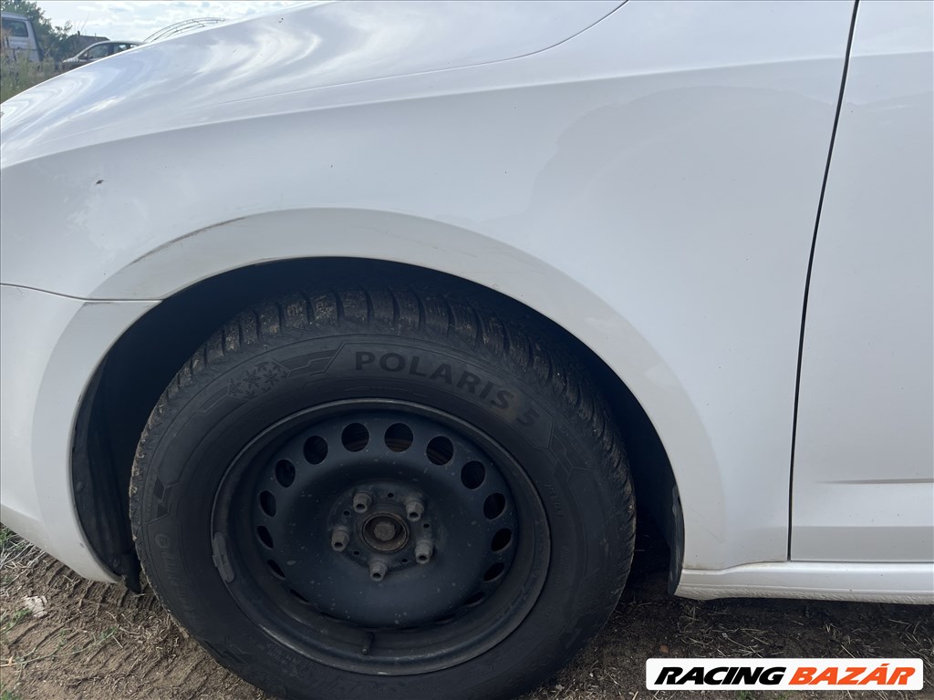 Skoda Octavia III bontott alkatrészei 9. kép