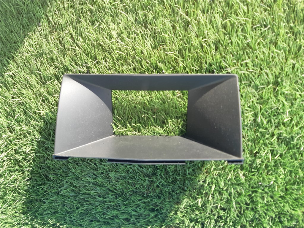 Bontásra: Opel Astra H Enjoy (2005) 1.6 benzin, autórádió beépítő keret  a1t39018806 w0l0ahl4858011047 1. kép