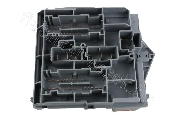 Biztosíték tábla külső - JUMPER, DUCATO, BOXER - 1388593080, 1617129980 -  - FIAT eredeti Eredeti új 1388593080 2. kép