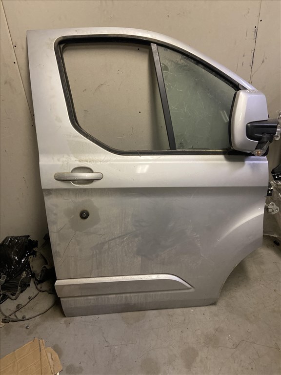 Ford Transit Mk8 Jobb első ajtó  1. kép