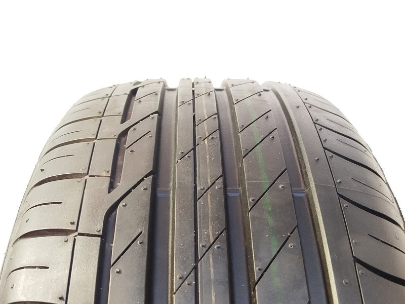Bridgestone T001 225/45 R19  1. kép