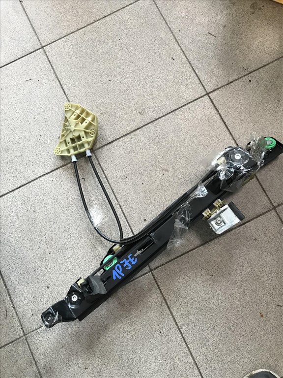 Seat León II 1P -* jobb első ablakemelő szerkezet 2. kép