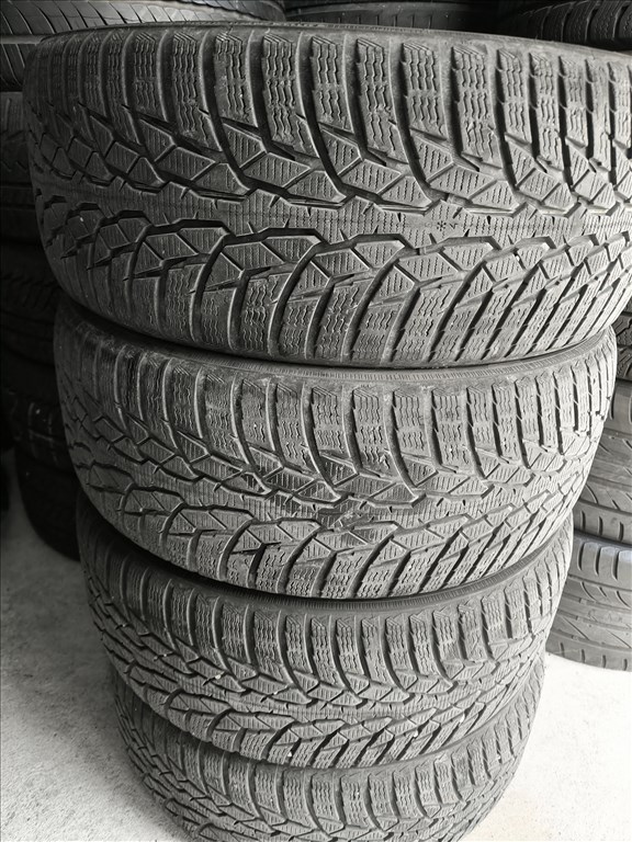  225/5018" 50e/4db használt Nokian téli gumi gumi 3. kép