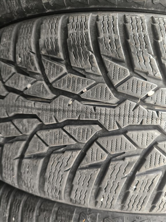  225/5018" 50e/4db használt Nokian téli gumi gumi 5. kép