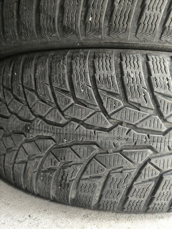  225/5018" 50e/4db használt Nokian téli gumi gumi 6. kép