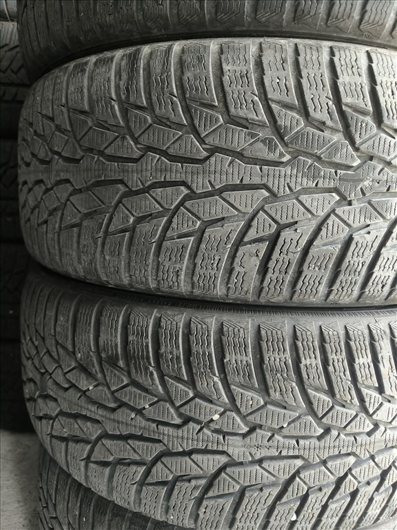  225/5018" 50e/4db használt Nokian téli gumi gumi 8. kép
